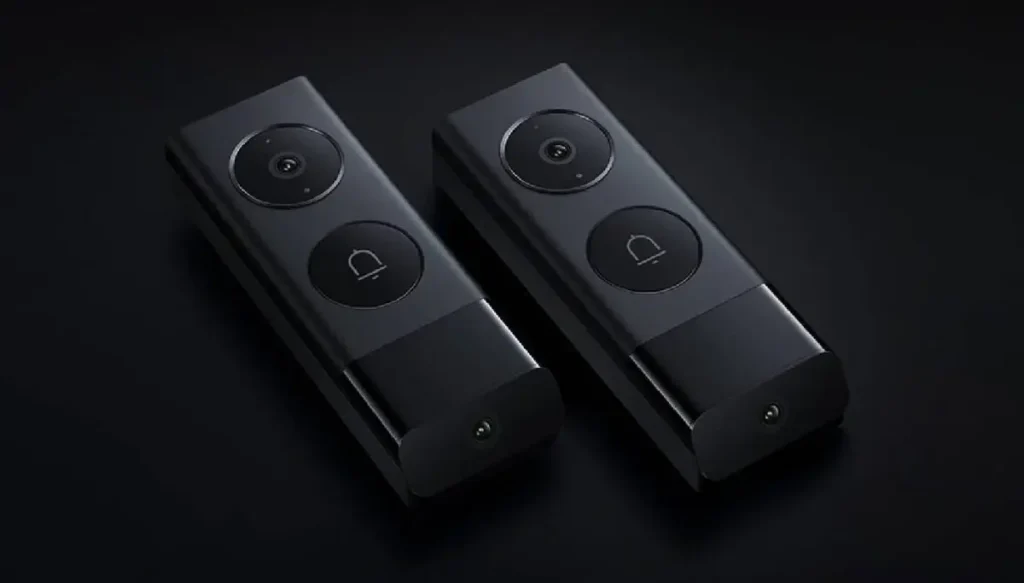 Comparativa de los timbres inteligentes Xiaomi Smart Doorbell 4 y 4 Pro. Se muestran ambos modelos en color negro, destacando su sistema de doble cámara para seguridad del hogar.