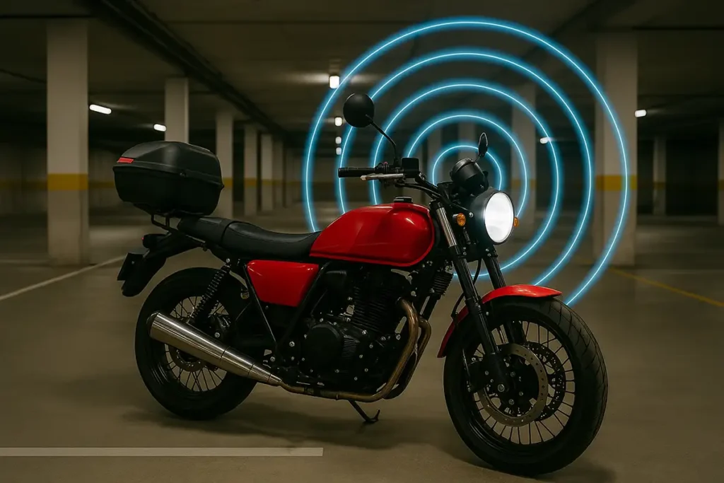 Prueba de un localizador para moto en un garaje cerrado. La imagen muestra una motocicleta roja emitiendo una señal de localización azul, demostrando la eficacia de un tracker Bluetooth como el WAFTING para encontrar un vehículo en un aparcamiento subterráneo