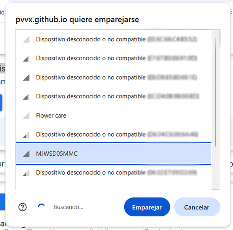 Ventana emergente de emparejamiento Bluetooth del navegador que dice "pvvx.github.io quiere emparejarse". Se muestra una lista de dispositivos Bluetooth cercanos, con el dispositivo "MJWSD05MMC" seleccionado, listo para pulsar el botón "Emparejar".