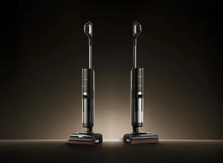 Imagen de los nuevos aspiradores en seco y húmedo Dreame H15 Pro FoamWash y H15S. Ambos modelos se muestran de frente sobre un fondo oscuro, destacando su diseño premium y tecnología avanzada para la limpieza del hogar, especialmente para mascotas y bordes.