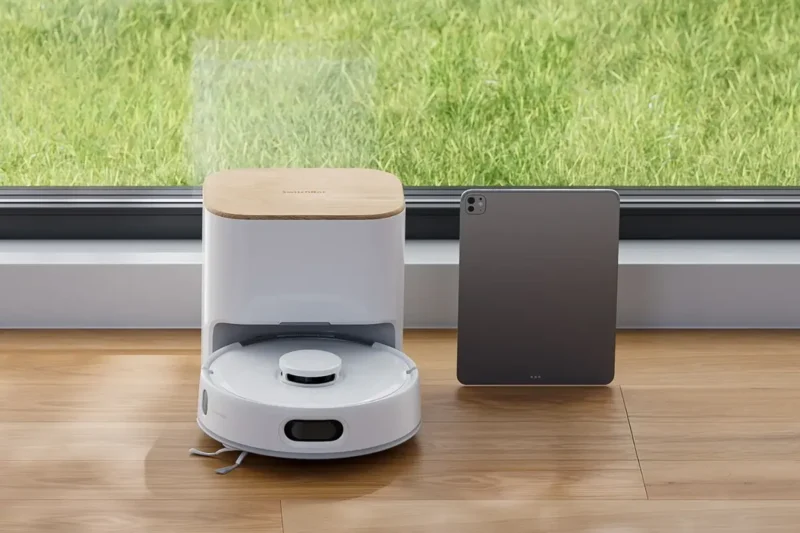 SwitchBot K11+: el robot aspirador mini con Matter 1.4, base compacta y 90 días sin vaciar