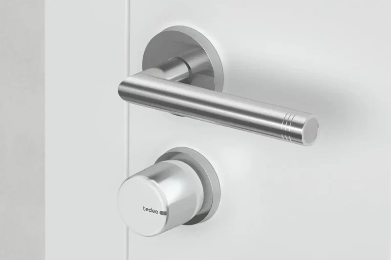 Tedee GO2 de aluminio ya está disponible en España: mismo diseño, cuerpo metálico y menor ruido