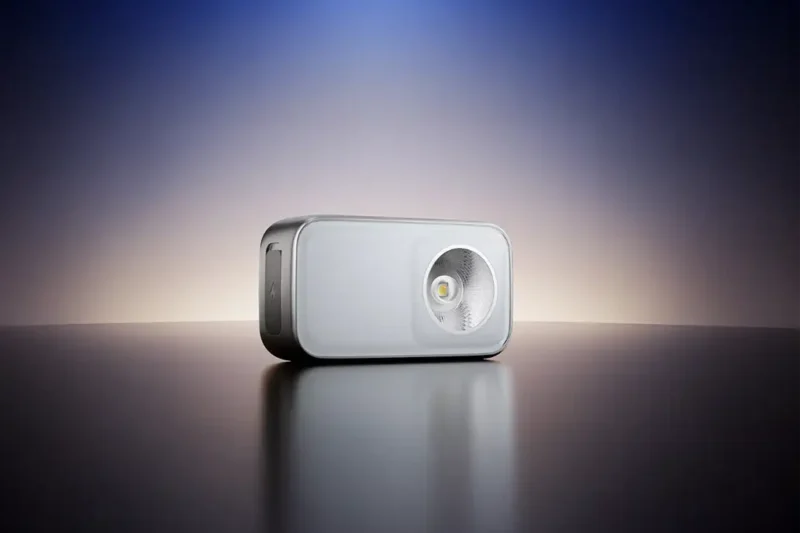 Nueva linterna Xiaomi Mijia Outdoor Multifunctional Light: 600 lm, 110 m e IP66.