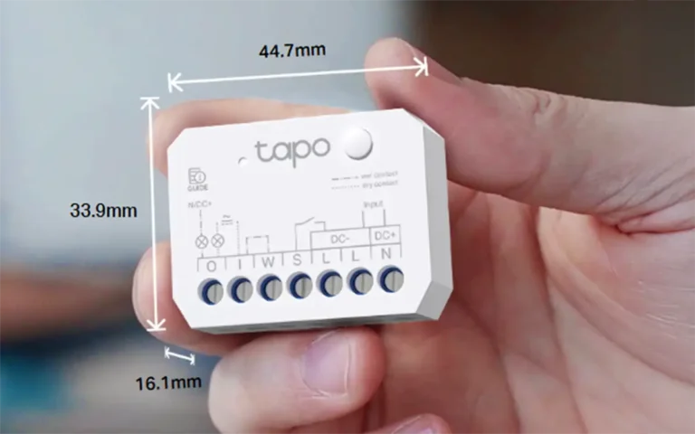 Dimensiones del módulo relé inteligente Tapo S110E: su tamaño compacto de 44,7 x 33,9 x 16,1 mm lo hace ideal para instalar detrás de interruptores y en cajas de registro.