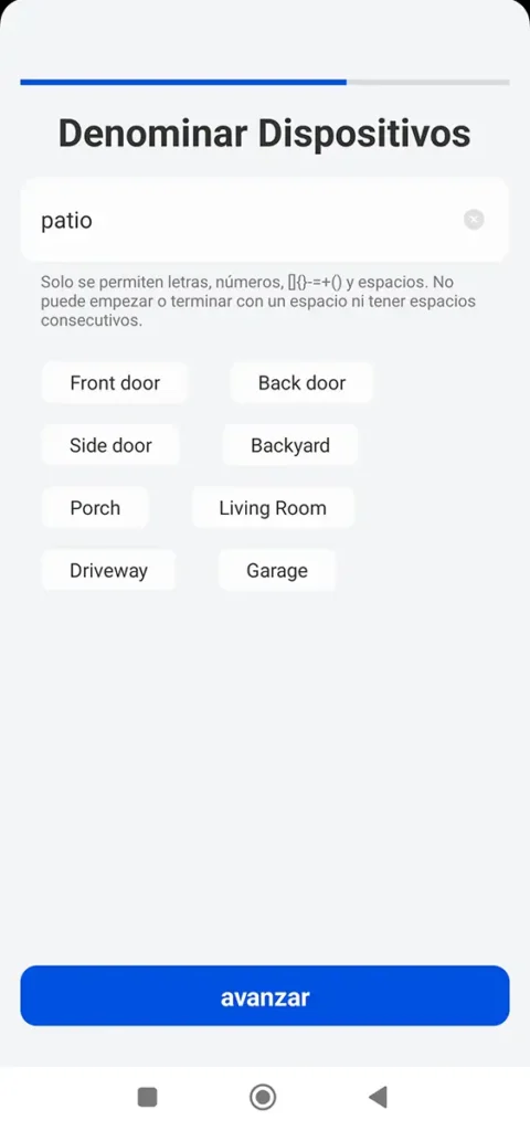 Paso de configuración en la app Reolink para nombrar la cámara Reolink TrackMix PoE, en este caso etiquetada como patio.