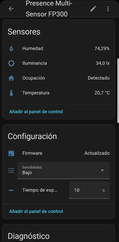 Captura de Home Assistant del Aqara Presence Multi-Sensor FP300 mostrando humedad, iluminancia, ocupación y temperatura, con firmware actualizado, sensibilidad en bajo y tiempo de espera de 10 s.