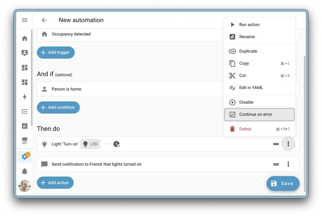 Editor de automatizaciones de Home Assistant mostrando la opción “Continue on error”, que permite que una automatización continúe ejecutándose aunque una acción falle.