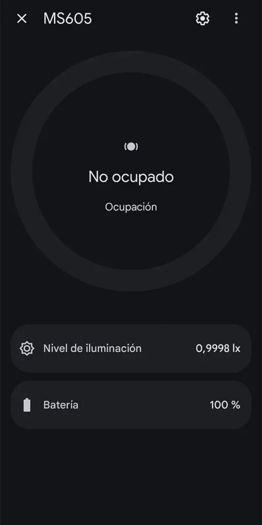 Panel del Meross MS605 en Google Home con estado de ocupación, nivel de iluminación en lux y batería al 100 %