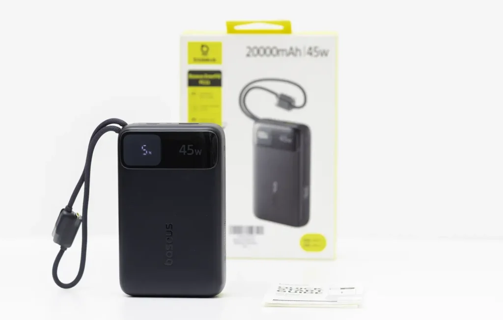 Unboxing del Baseus EnerFill FC11: power bank, caja de 20000mAh 45W, cable USB-C integrado y guía rápida